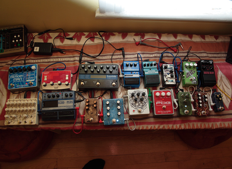 pedalboard_feb2009_small.jpg